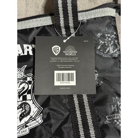 NWT Wizarding World of Harry Potter Hogwarts Cooler Bag Picnic Travel School - Picture 5 of 6
